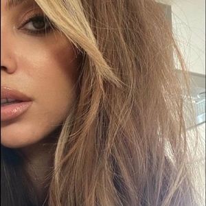 Meet your Posher, Jade